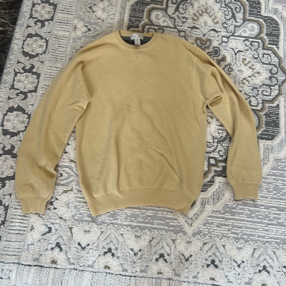100% Cashmere Crewneck